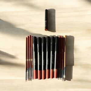 GLO SKIN BEAUTY MAKEUP BUNDLE - BROW LINERS & SUEDE MATTE LIP CRAYONS (LOT 24)